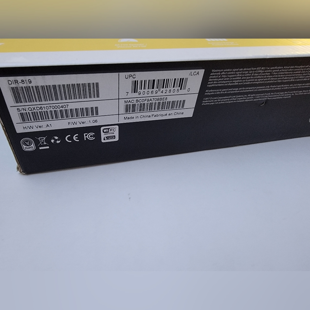 Wireless AC750 Dual Band Router - DIR-819 - Picture 10 of 11
